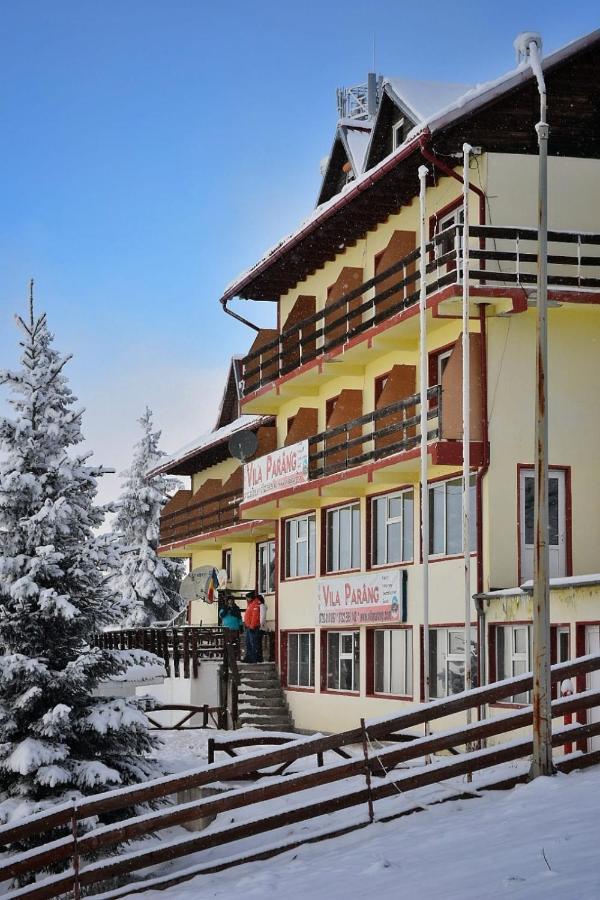 Vila Parang Petroşani Exterior foto
